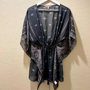 Victoria’s Secret Beach Cover Up Kimona M / L Size